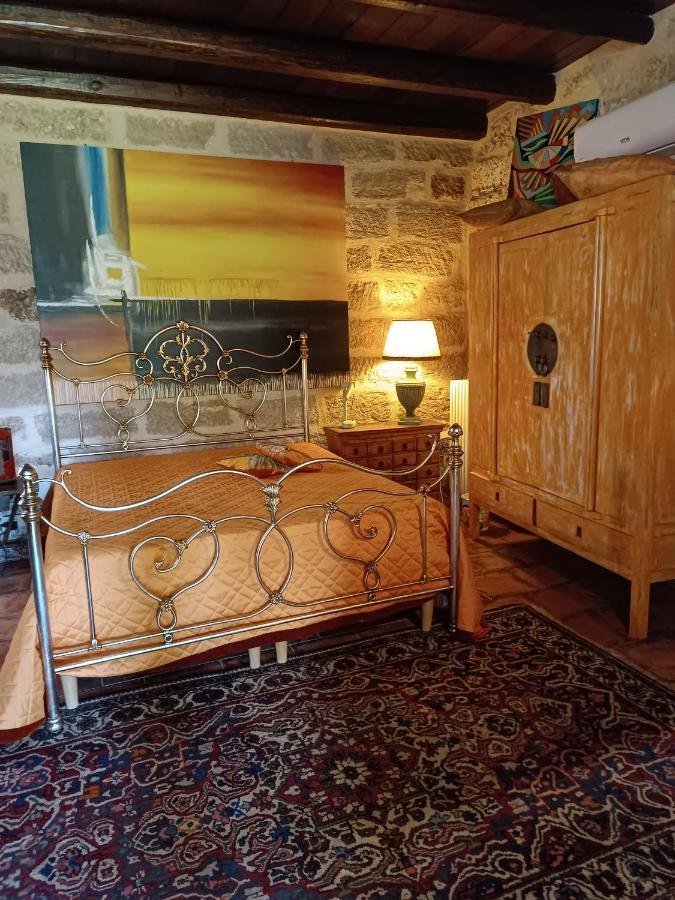 Bed and Breakfast Casolare Giummari à Carini Extérieur photo