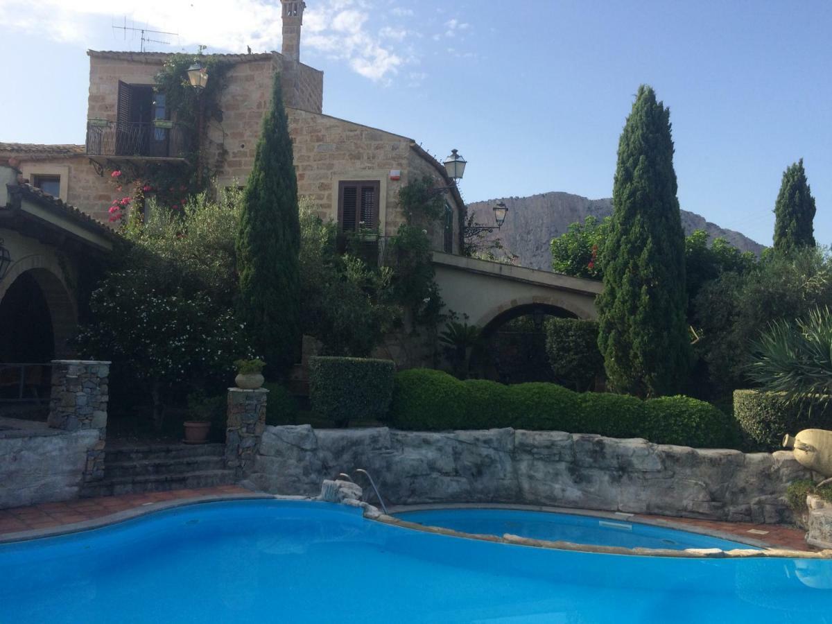 Bed and Breakfast Casolare Giummari à Carini Extérieur photo