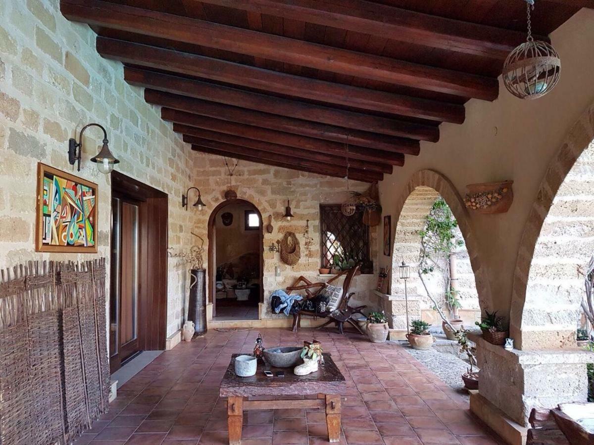 Bed and Breakfast Casolare Giummari à Carini Extérieur photo